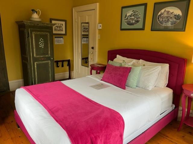 Hotel La Belle Victorienne Magog Zewnętrze zdjęcie